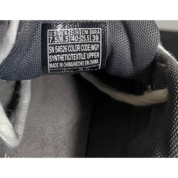 SKECHERS GoGolf 54526 Gray/White Casual Golf Shoes Women Size US 7.5 Nice Cond - Picture 9 of 9